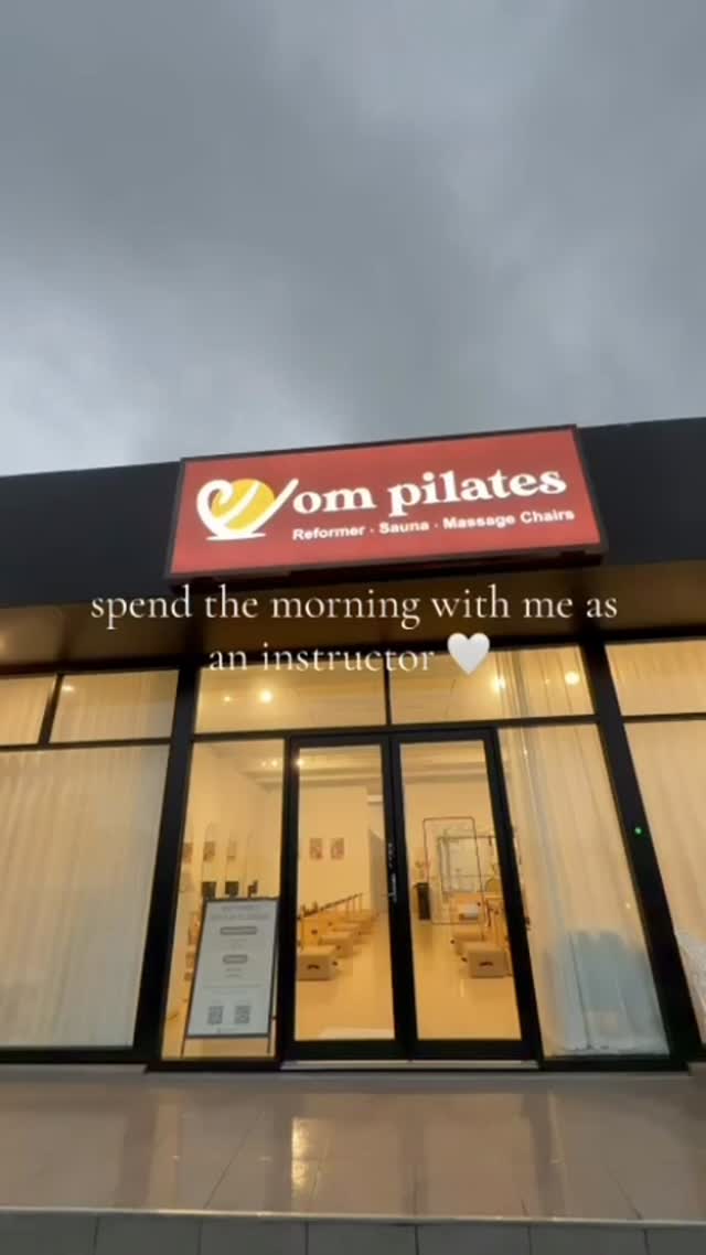 A little movement before a morning of teaching 🤍
Come with Marissa as she prepares for tomorrow’s classes.
#ompilates #goldcoastpilates #southportpilates #reformerpilates #pilatesinstructor